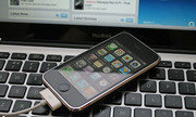 Продам Apple Iphone 3Gs хорошее состояние,  черного цвета. б/у